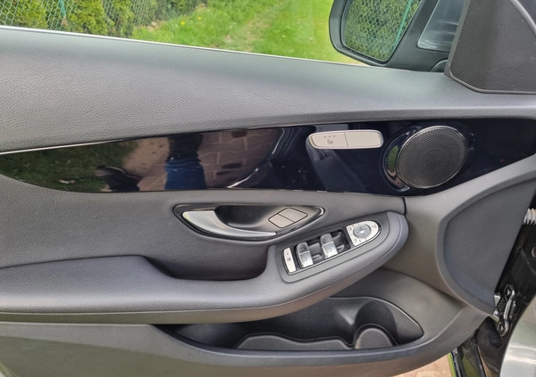 Mercedes-Benz Klasa C cena 66900 przebieg: 93500, rok produkcji 2019 z Pniewy małe 781